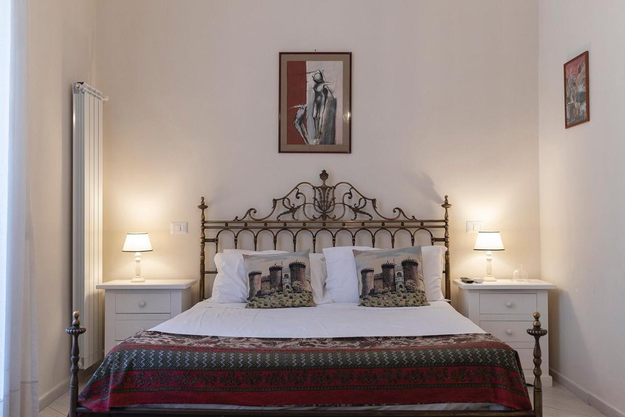 Bed and Breakfast Domus Borbonica à Naples Extérieur photo