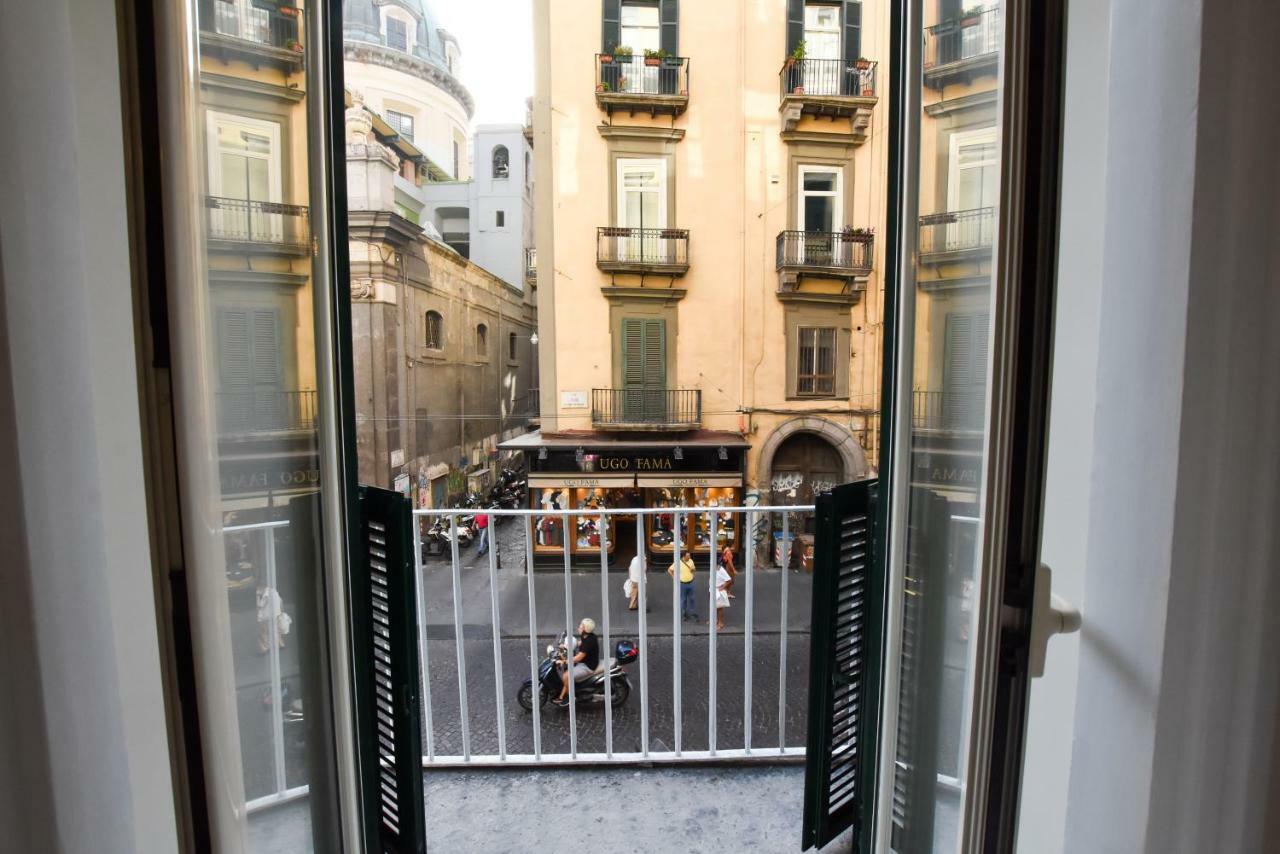 Bed and Breakfast Domus Borbonica à Naples Extérieur photo