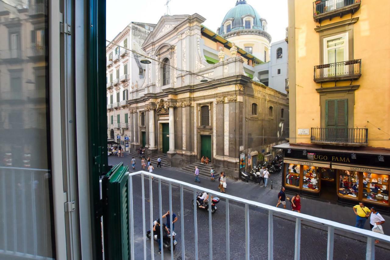 Bed and Breakfast Domus Borbonica à Naples Extérieur photo