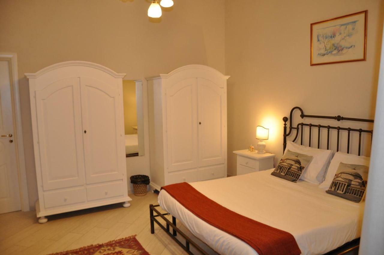 Bed and Breakfast Domus Borbonica à Naples Extérieur photo