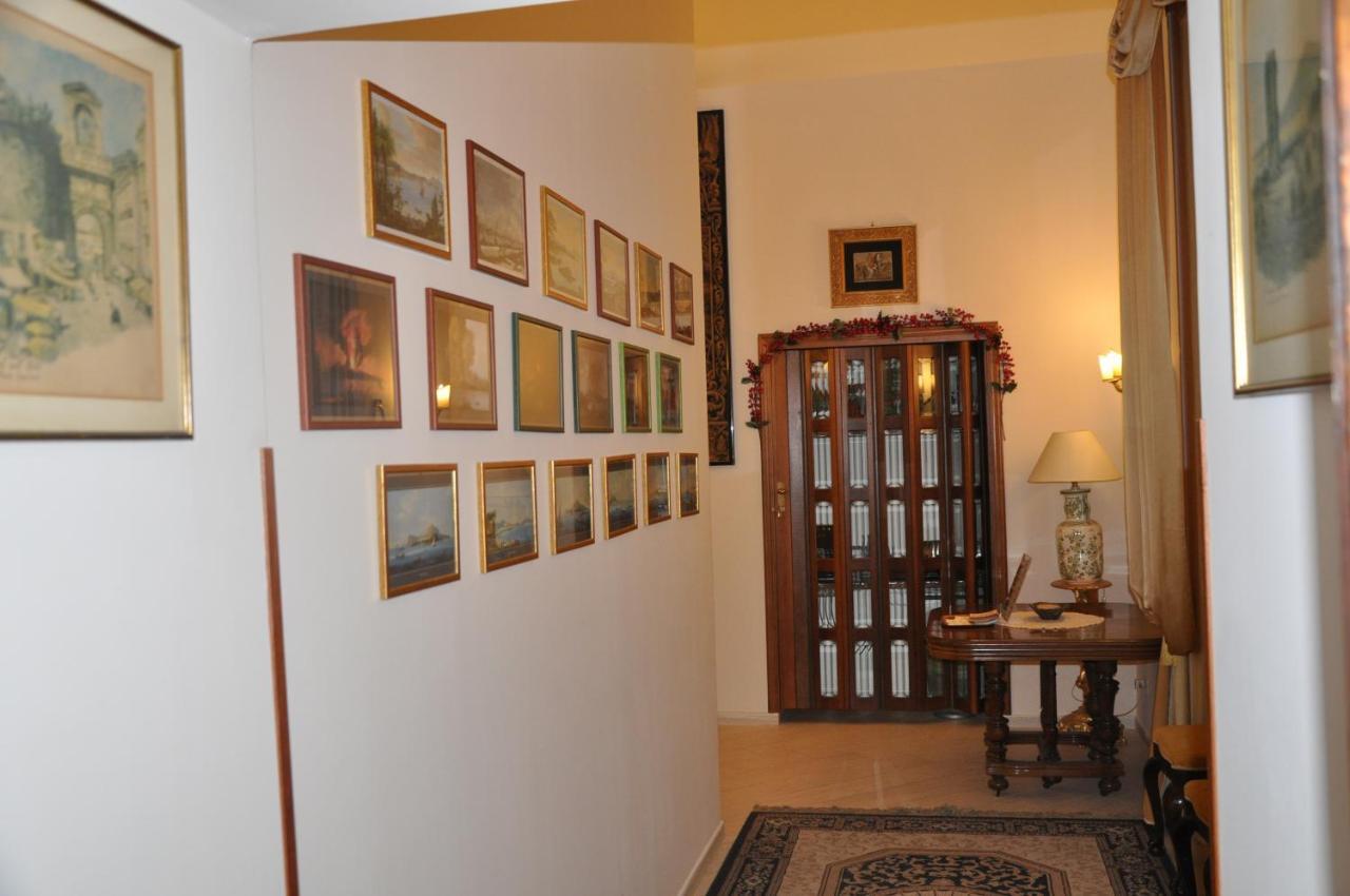 Bed and Breakfast Domus Borbonica à Naples Extérieur photo